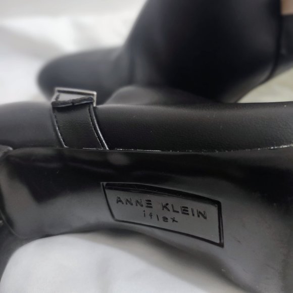 Anne Klein booties - Picture 2 of 4